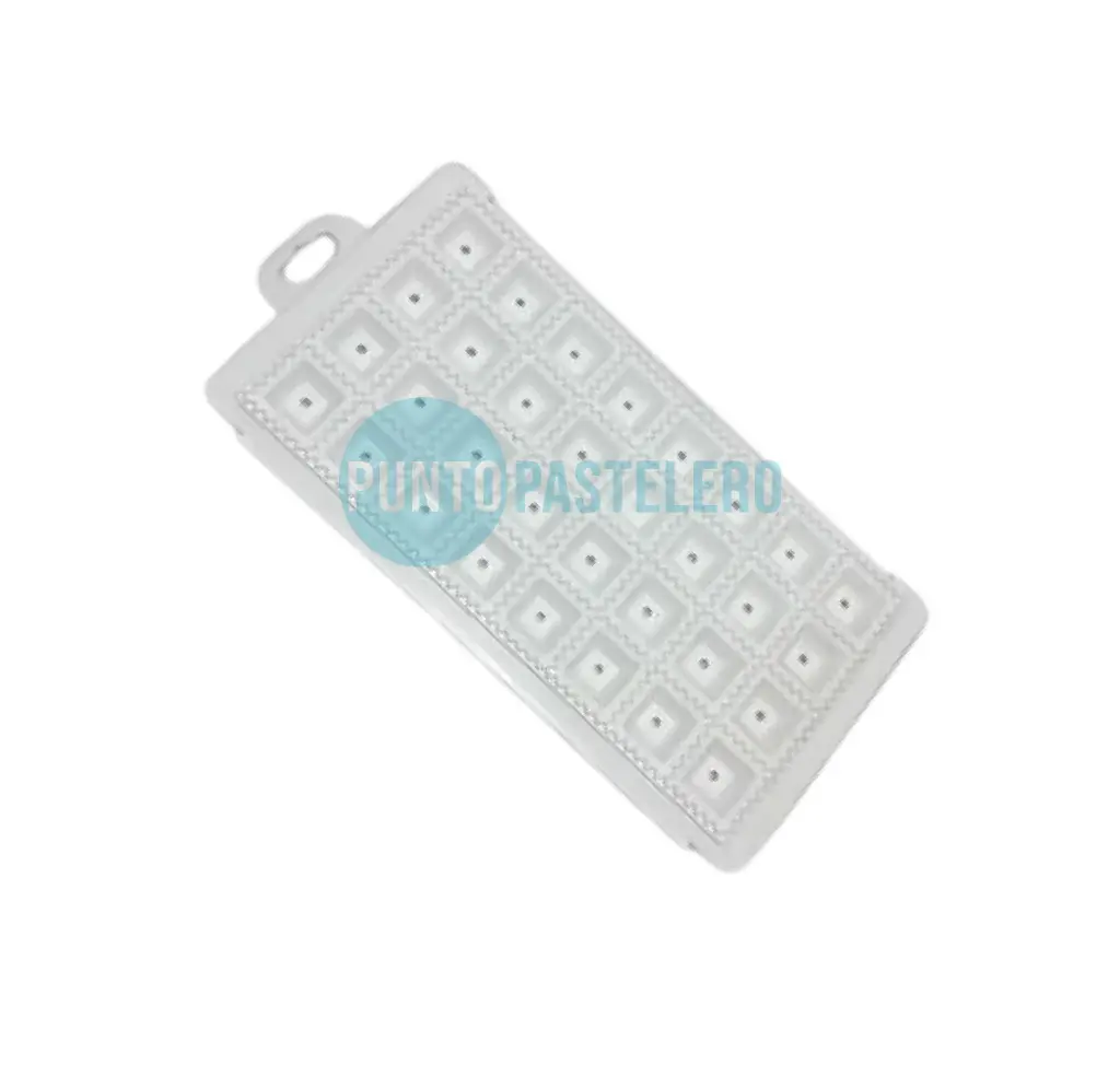 MOLDE PLASTICO PARA RAVIOLES (32)