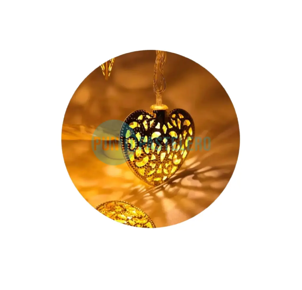 LUCES LED ROMBO DE CORAZONES DORADOS