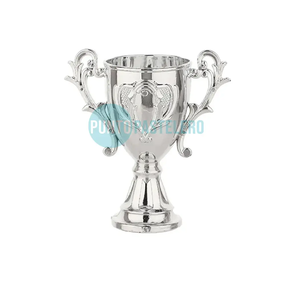 ADORNO TROFEO PLATEADO