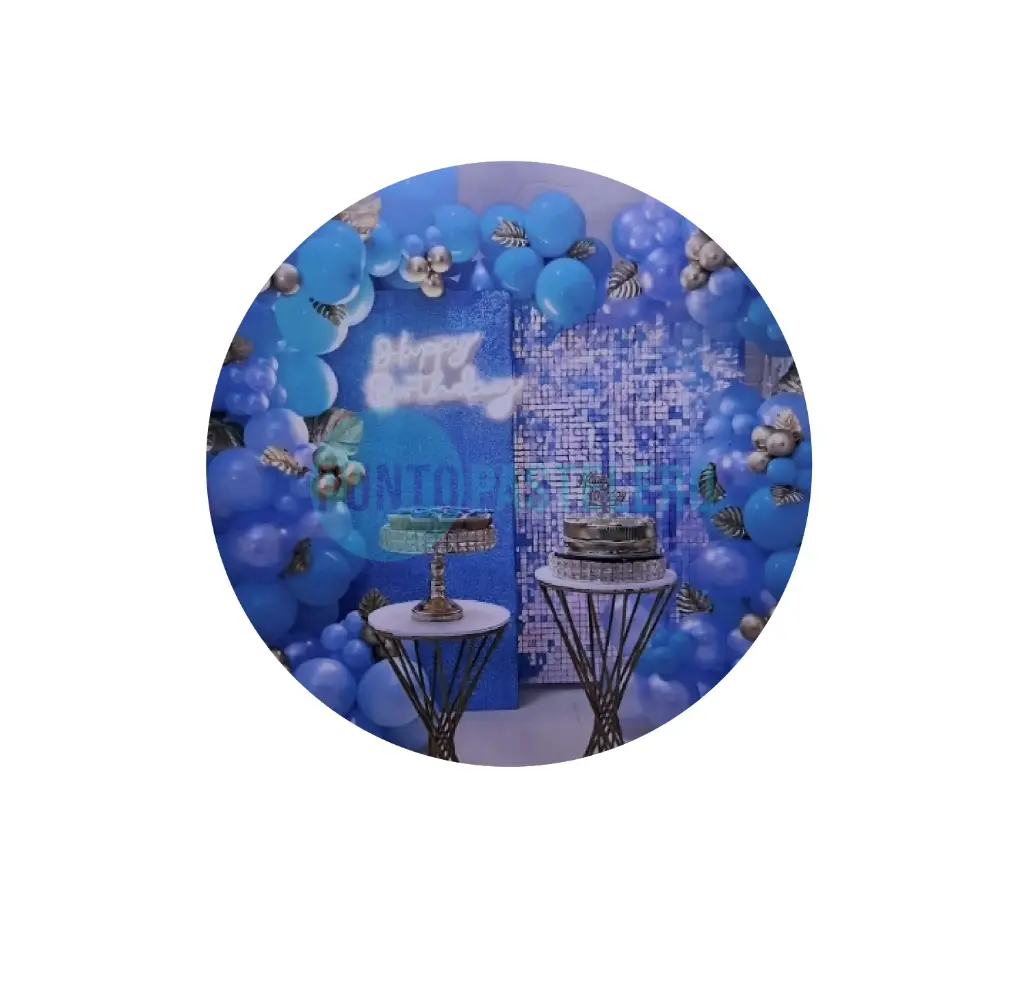 SET DE GLOBOS CELESTE CON CORTINA (100 PZ)